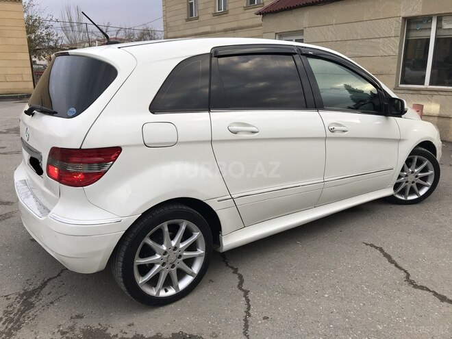 Mercedes B 170 2009, 176,000 km - 1.7 l - Sumqayıt