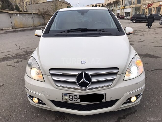 Mercedes B 170 2009, 176,000 km - 1.7 l - Sumqayıt