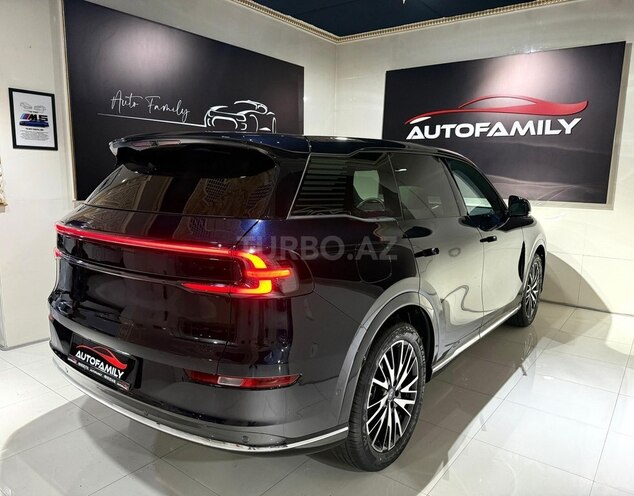 Changan Qiyuan Q07-4