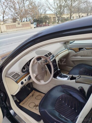 Mercedes E 200 2004, 410,000 km - 1.8 l - Kürdəmir