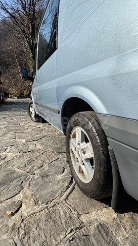 Ford Transit-15