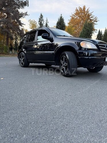 Mercedes ML 320-4