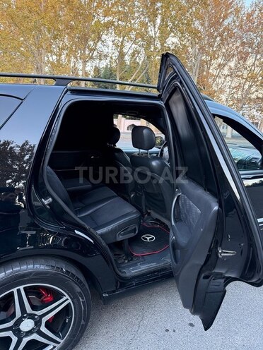 Mercedes ML 320-11