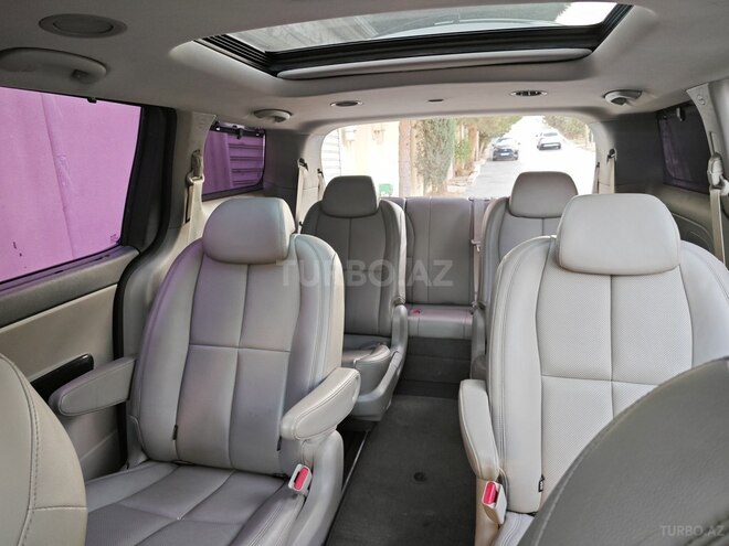 Kia Carnival 2015, 100,200 km - 2.2 l - Bakı