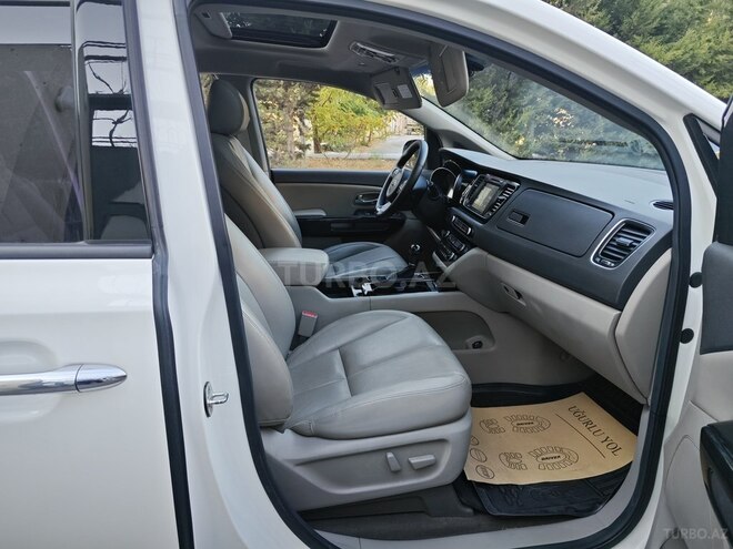 Kia Carnival 2015, 100,200 km - 2.2 l - Bakı