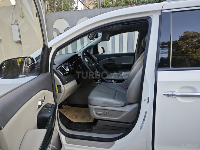 Kia Carnival 2015, 100,200 km - 2.2 l - Bakı