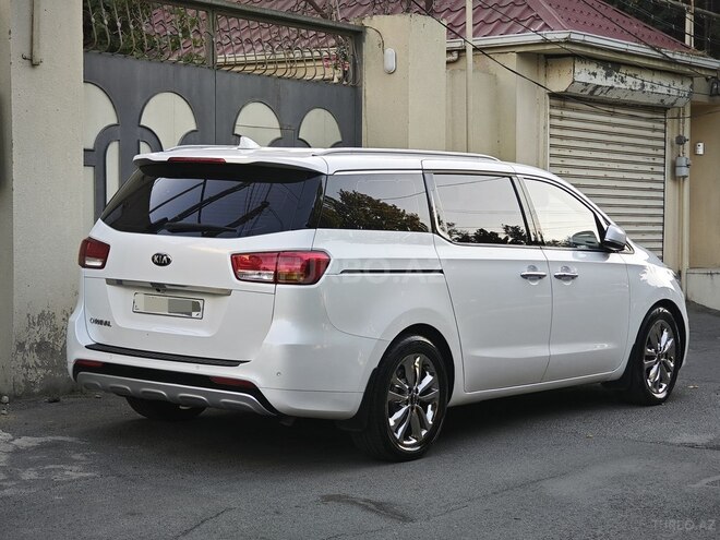 Kia Carnival 2015, 100,200 km - 2.2 l - Bakı