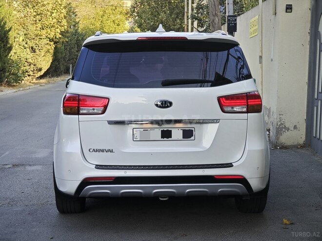Kia Carnival 2015, 100,200 km - 2.2 l - Bakı