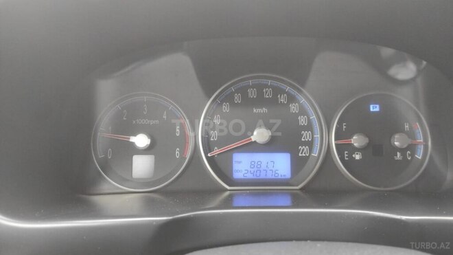 Hyundai Santa Fe 2008, 240,000 km - 2.2 л - Qusar