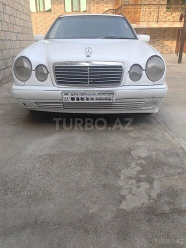Mercedes E 220 1996, 520,000 km - 2.2 l - Şəmkir