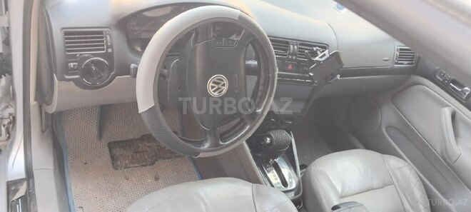 Volkswagen Jetta-4