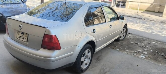 Volkswagen Jetta-2