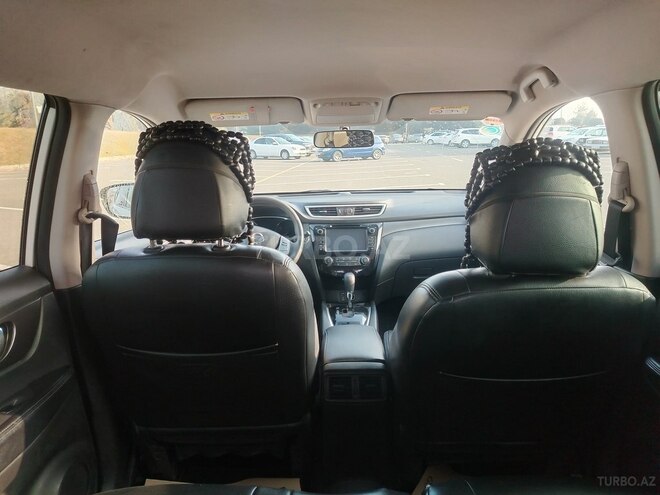 Nissan X-Trail 2015, 186,477 km - 2.5 l - Qəbələ
