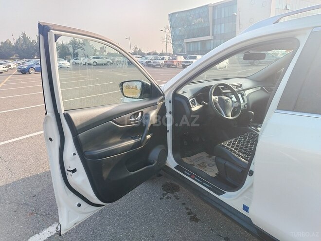 Nissan X-Trail 2015, 186,477 km - 2.5 l - Qəbələ