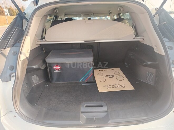 Nissan X-Trail 2015, 186,477 km - 2.5 l - Qəbələ