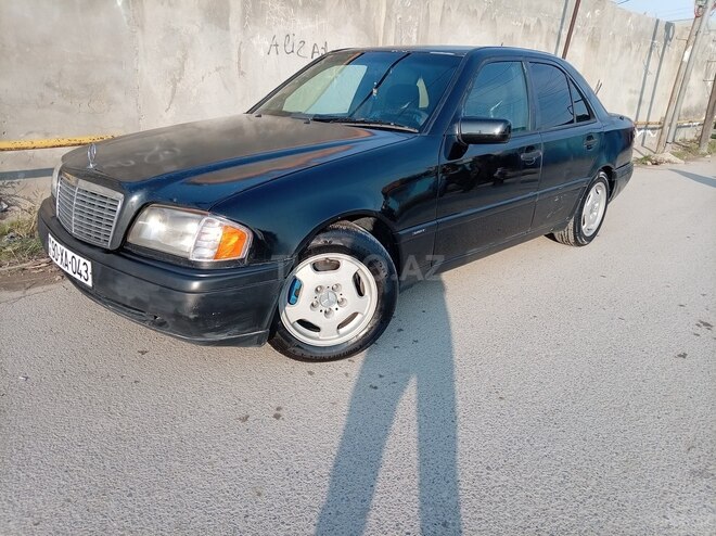 Mercedes C 200 1995, 331,000 km - 2.0 l - Bakı