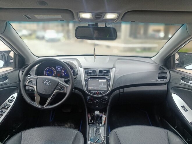 Hyundai Accent 2015, 168,000 km - 1.6 l - Bakı