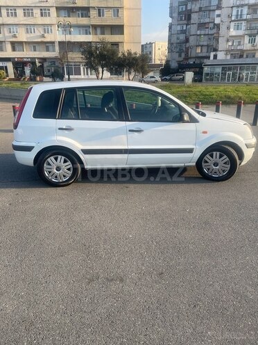 Ford Fusion 2008, 215,415 km - 1.4 l - Bakı