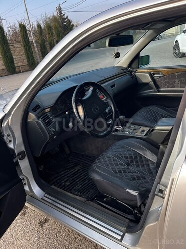 Mercedes E 240 1998, 485,000 km - 2.4 l - Bakı