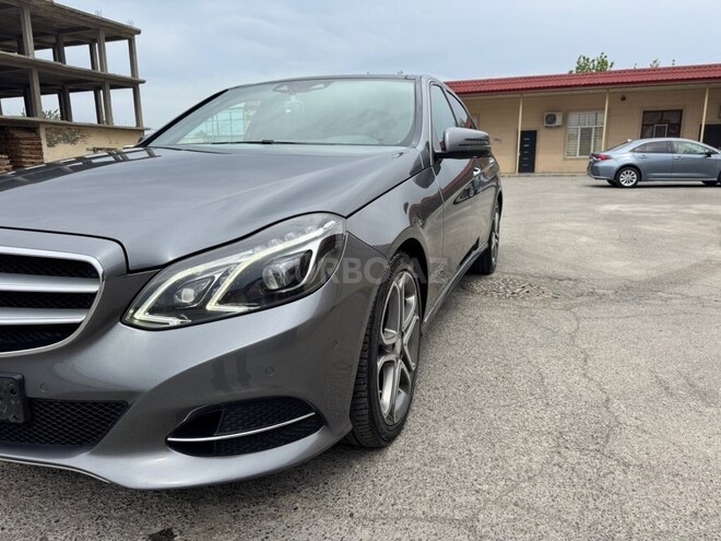 Mercedes E 250 4MATIC 2015, 162,000 km - 2.1 л - Bakı