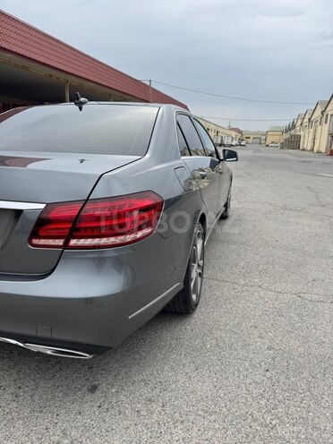 Mercedes E 250 4MATIC 2015, 162,000 km - 2.1 л - Bakı