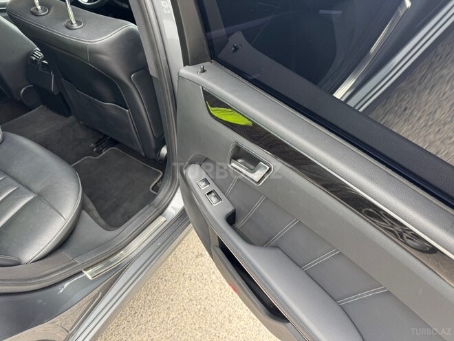 Mercedes E 250 4MATIC 2015, 162,000 km - 2.1 л - Bakı