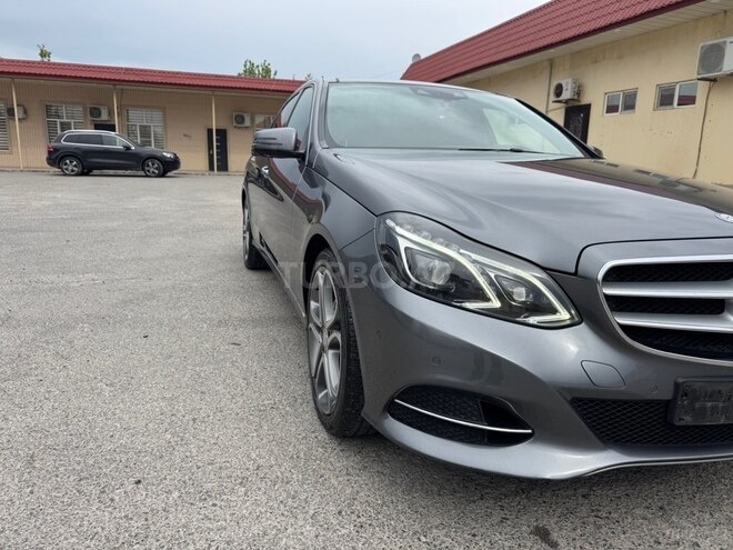 Mercedes E 250 4MATIC 2015, 162,000 km - 2.1 л - Bakı