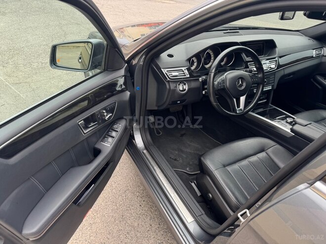 Mercedes E 250 4MATIC 2015, 162,000 km - 2.1 л - Bakı