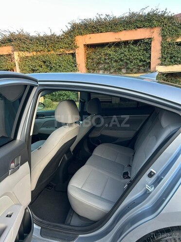 Hyundai Elantra 2016, 98,000 km - 2.0 l - Bakı