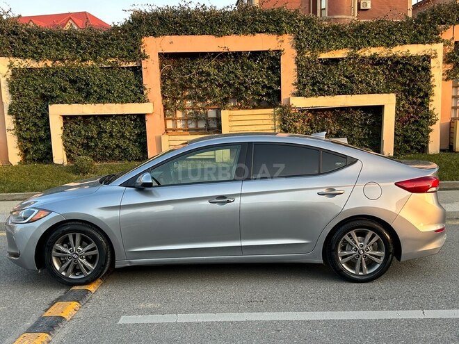 Hyundai Elantra 2016, 98,000 km - 2.0 l - Bakı