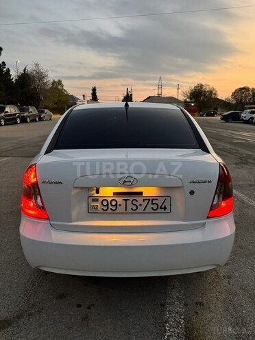 Hyundai Accent 2010, 270,000 km - 1.4 л - Sumqayıt