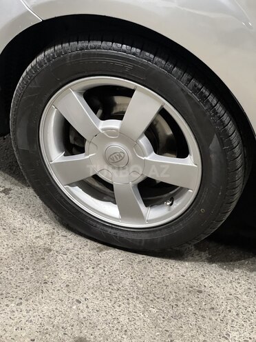 Kia Rio 2006, 411,000 km - 1.5 l - Ucar