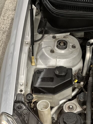 Kia Rio 2006, 411,000 km - 1.5 l - Ucar