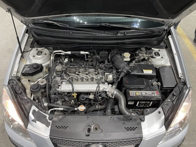 Kia Rio 2006, 411,000 km - 1.5 l - Ucar