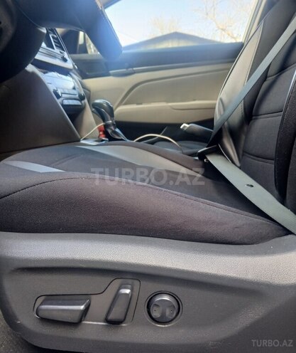 Hyundai Elantra 2017, 145,000 km - 2.0 l - Bakı