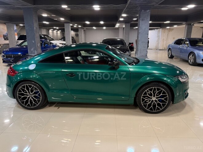 Audi TT-6