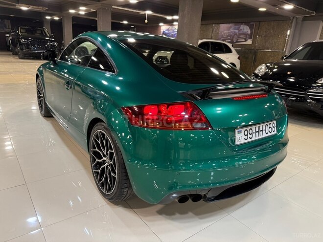 Audi TT-10