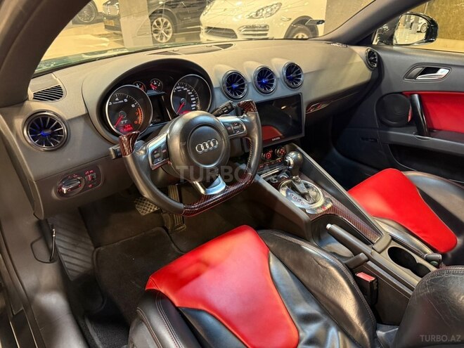 Audi TT-12
