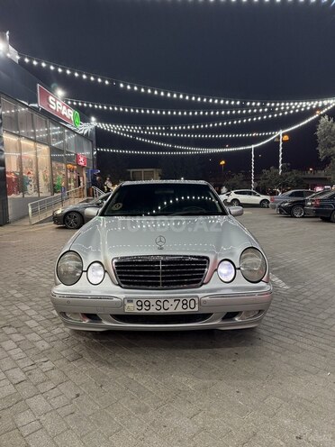 Mercedes E 220 2001, 285,700 km - 2.2 l - Bakı