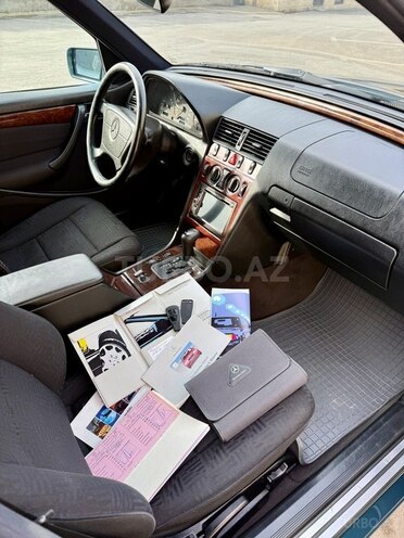 Mercedes C 200 1998, 301,000 km - 2.0 л - Bakı