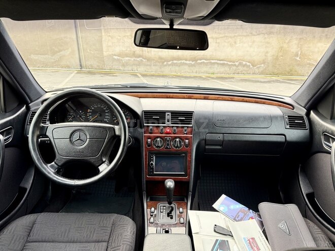 Mercedes C 200 1998, 301,000 km - 2.0 л - Bakı