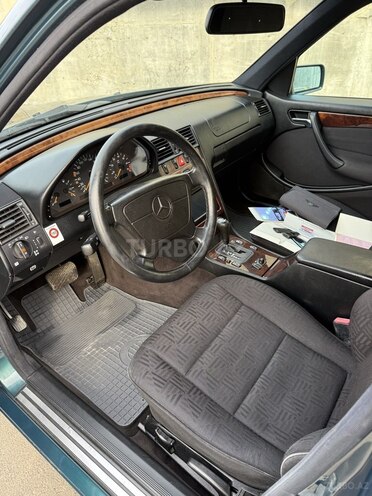 Mercedes C 200 1998, 301,000 km - 2.0 л - Bakı