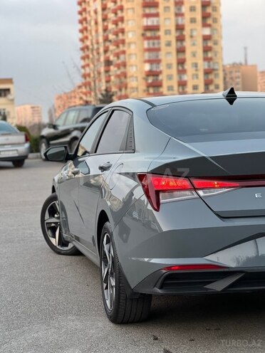 Hyundai Elantra 2022, 82,700 km - 2.0 l - Bakı