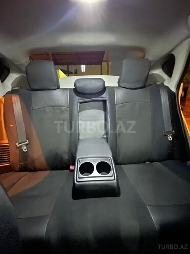 Toyota Prius 2015, 268,897 km - 1.8 л - Bakı