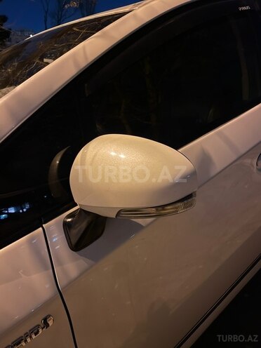 Toyota Prius 2015, 268,897 km - 1.8 л - Bakı