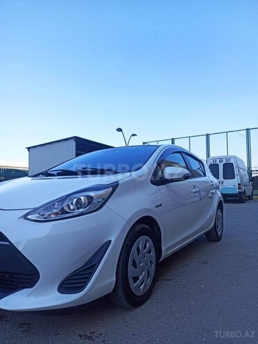 Toyota Aqua 2017, 104,000 km - 1.5 l - Bakı