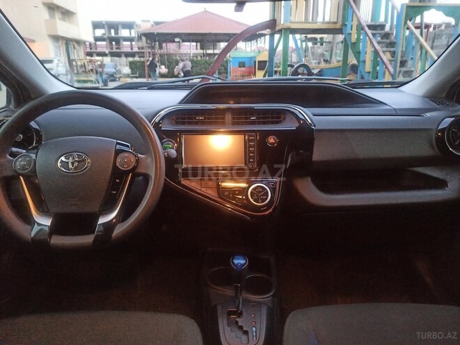 Toyota Aqua 2017, 104,000 km - 1.5 l - Bakı