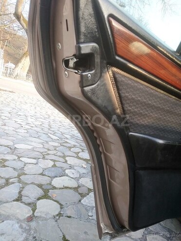 Mercedes 200 E 1993, 480,000 km - 2.0 л - Qəbələ