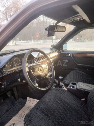 Mercedes 200 E 1993, 480,000 km - 2.0 л - Qəbələ
