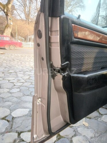 Mercedes 200 E 1993, 480,000 km - 2.0 л - Qəbələ
